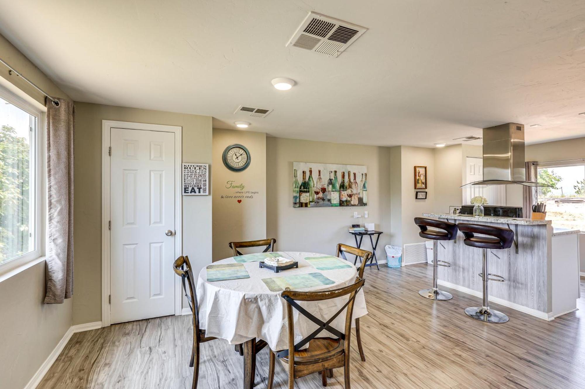 הוילה Escondido Vineyard Estate Walk To Wineries! מראה חיצוני תמונה